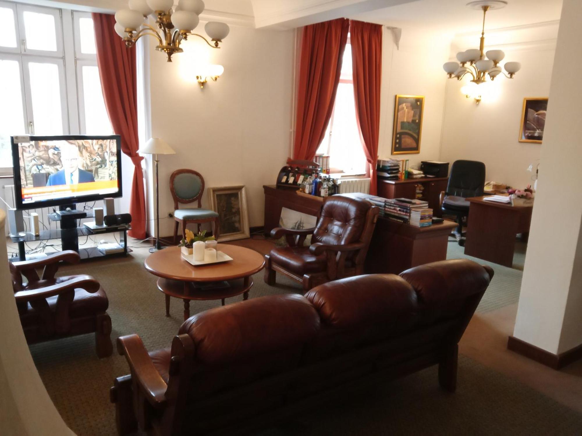 Retro Hotel Villa Ostrava Luaran gambar