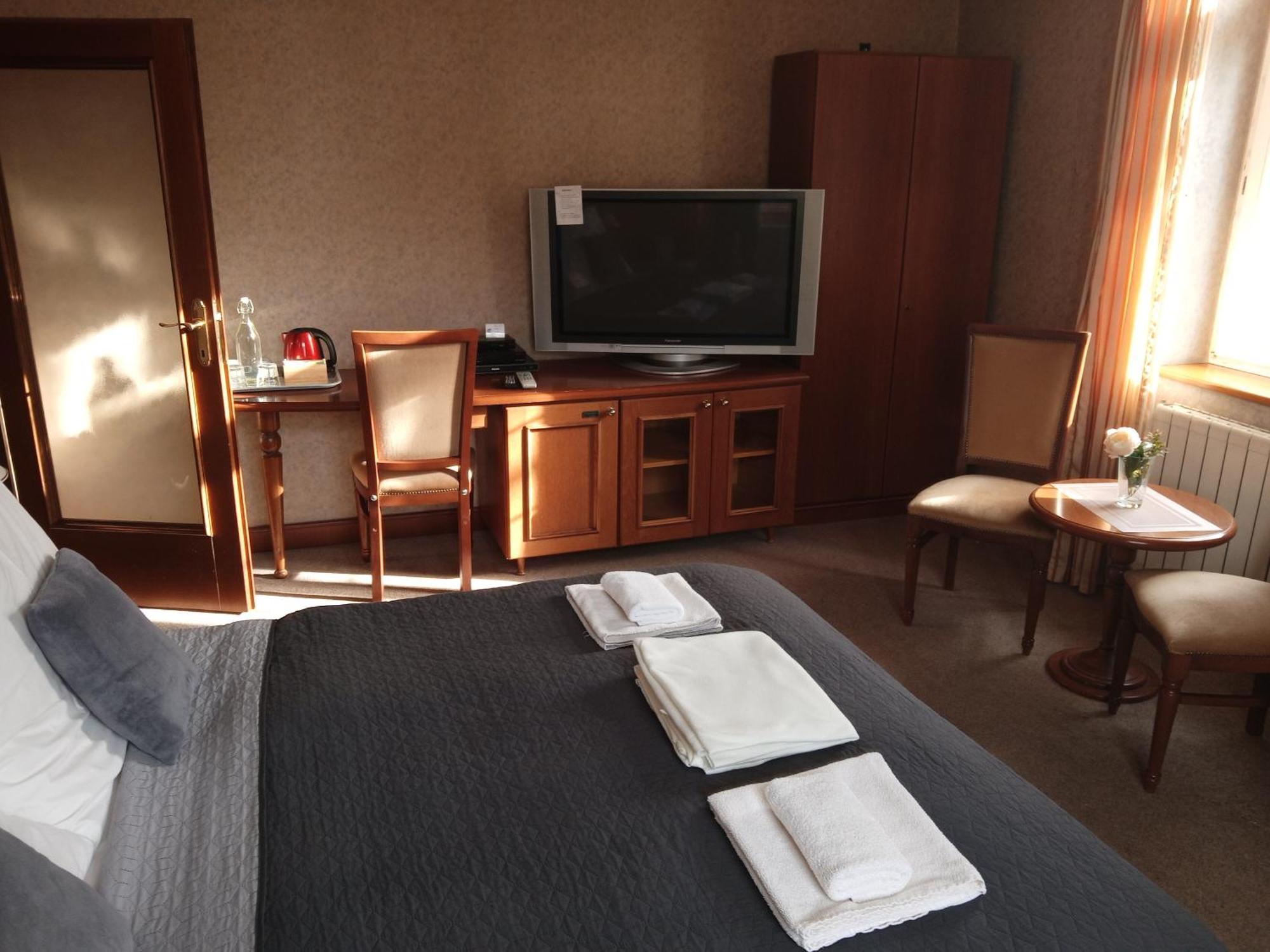 Retro Hotel Villa Ostrava Luaran gambar