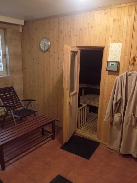 Retro Hotel Villa Ostrava Luaran gambar