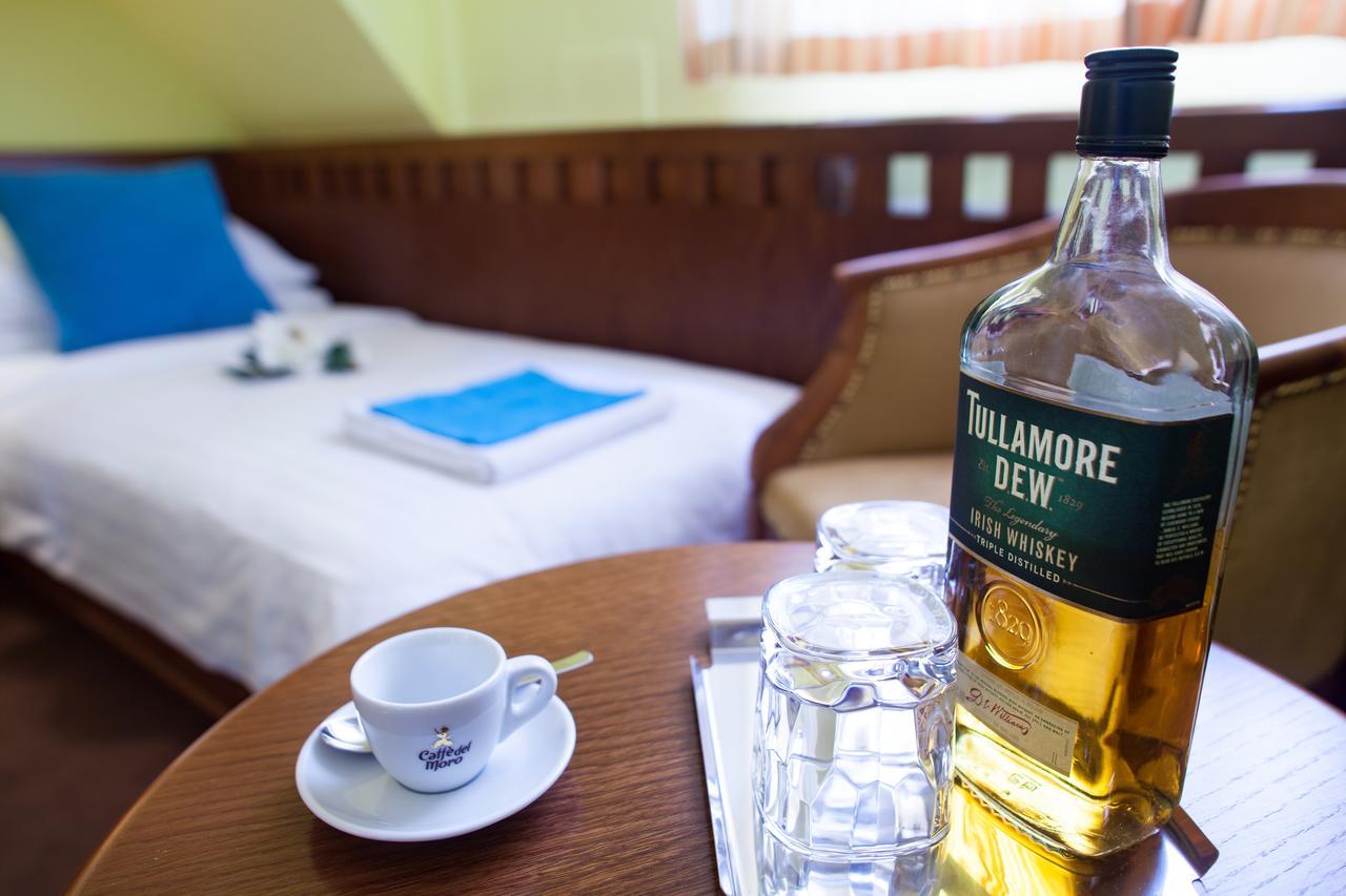 Retro Hotel Villa Ostrava Luaran gambar