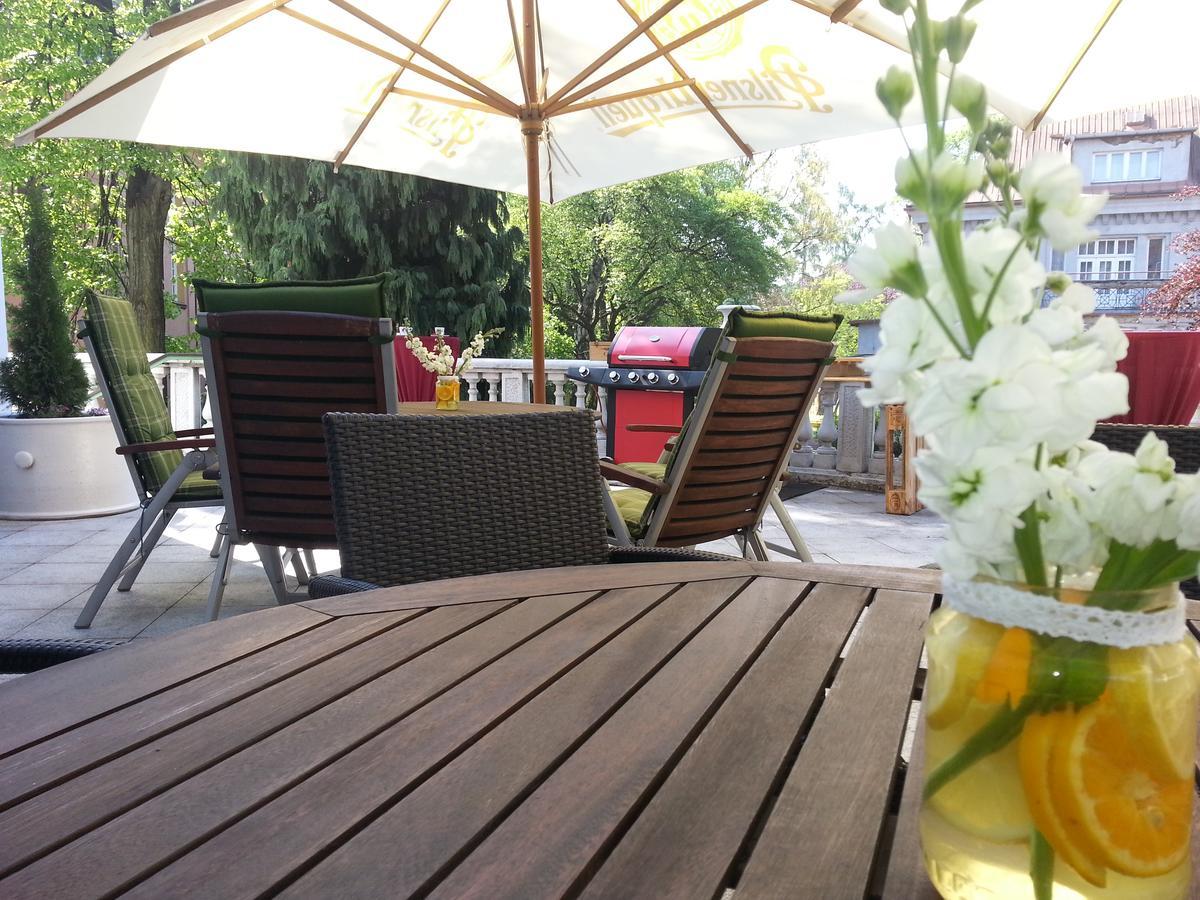 Retro Hotel Villa Ostrava Luaran gambar