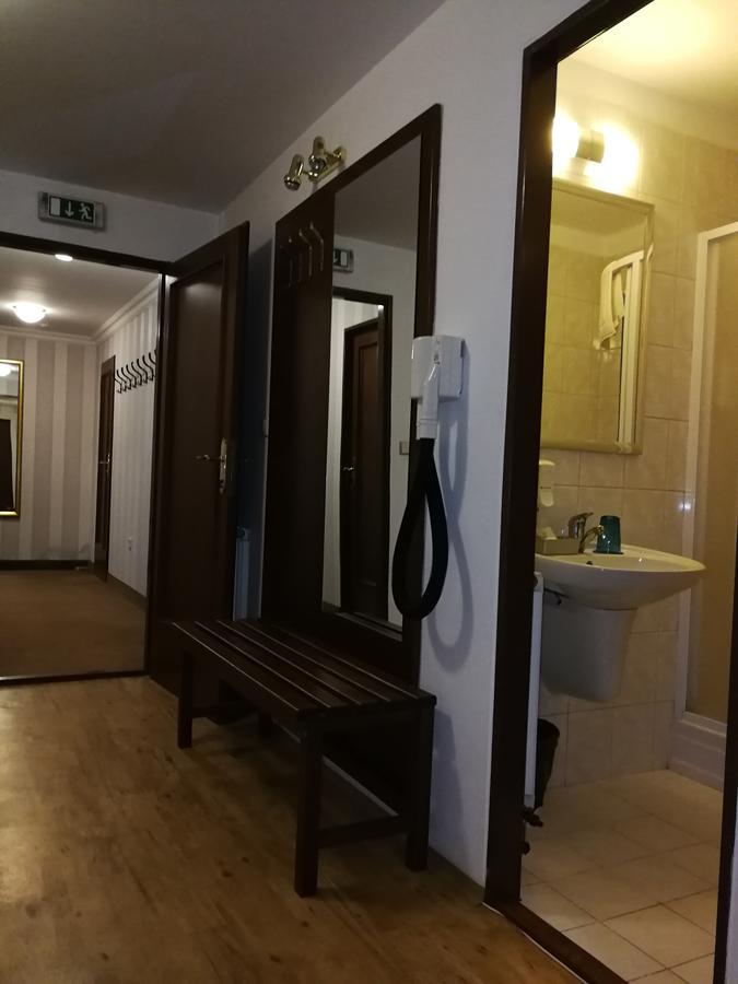 Retro Hotel Villa Ostrava Luaran gambar